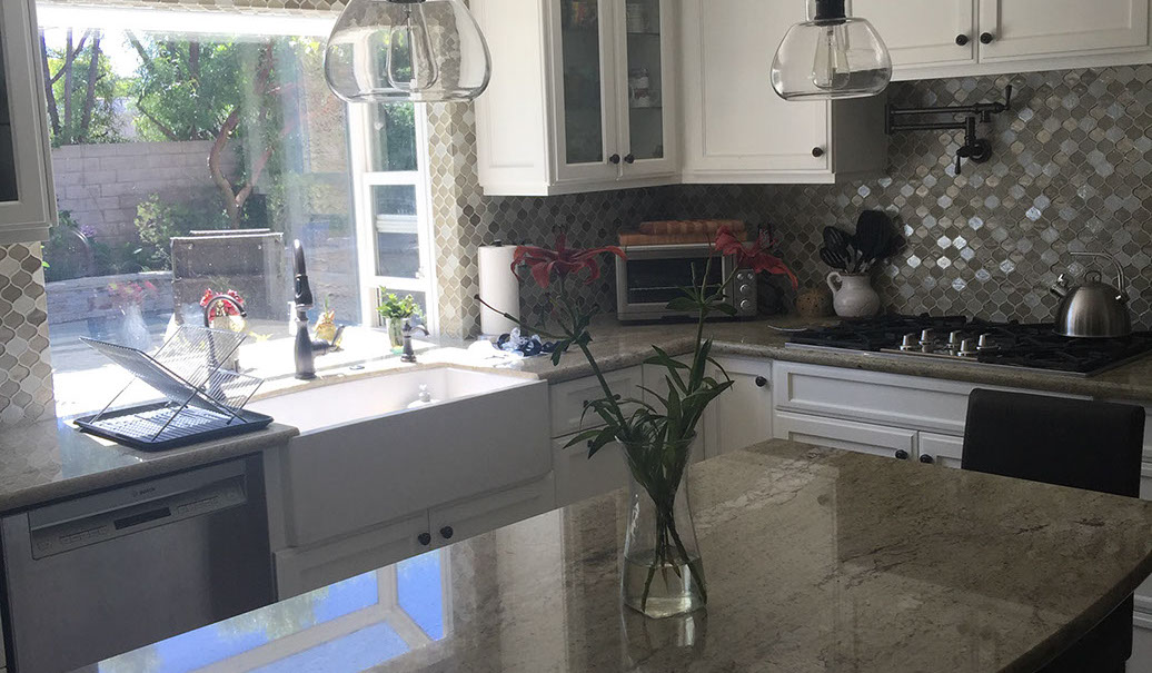 Frameless Alder Kitchen with Shaker Style doors with a Merlot Lacquer Finish