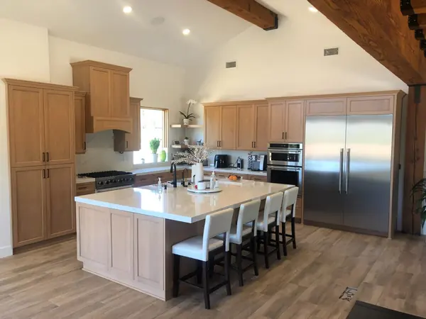 Kitchen Cabinetry Wall & Island